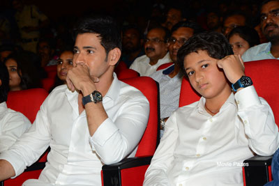 Mahesh Babu and Gautham At SPYder  Pre Release Event